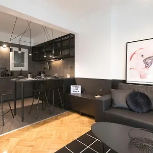 flh-travellers-nest.hotels-of-thessaloniki.com/