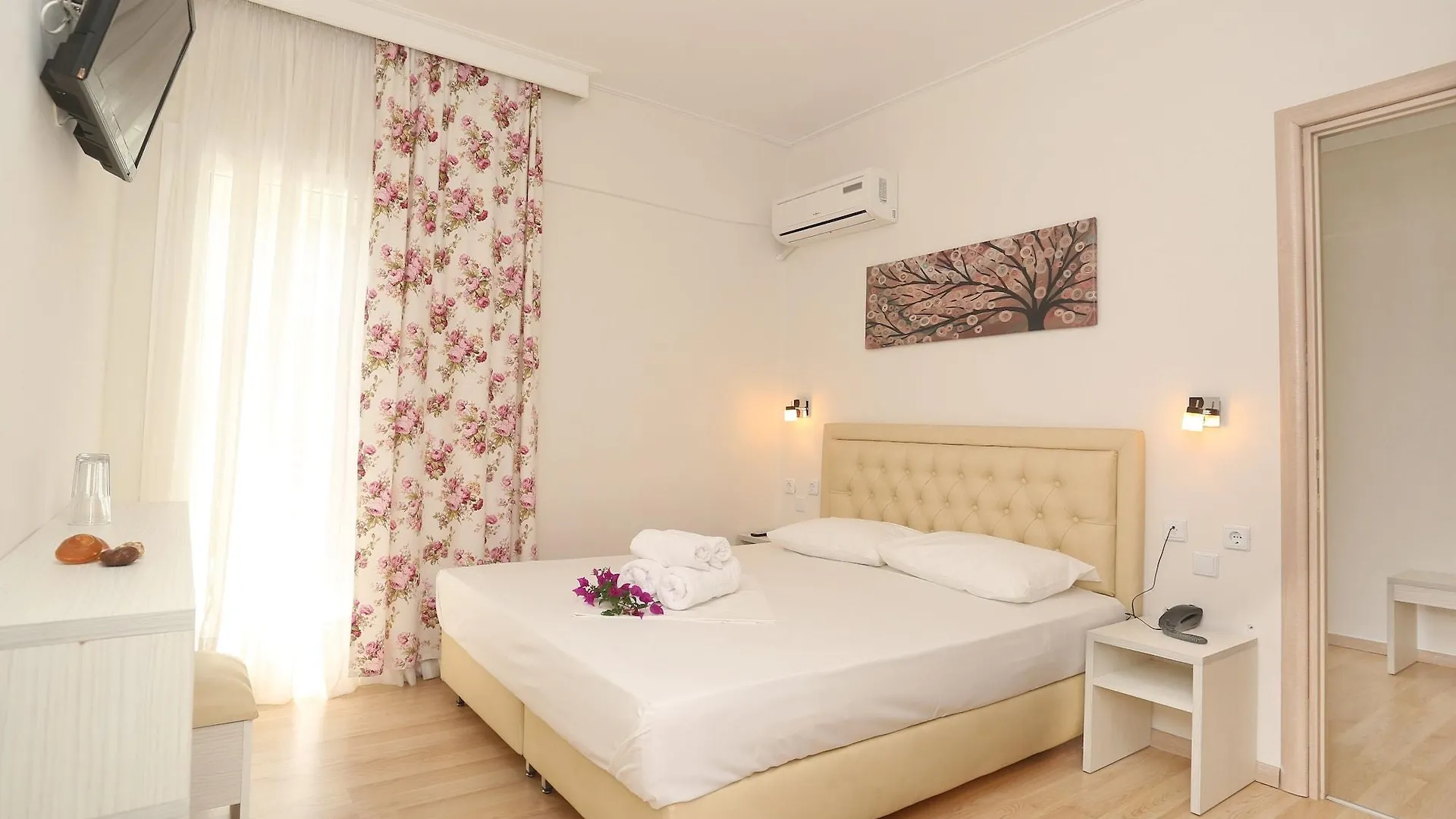 ***  Sun Hotel ポリフロノ ギリシャ