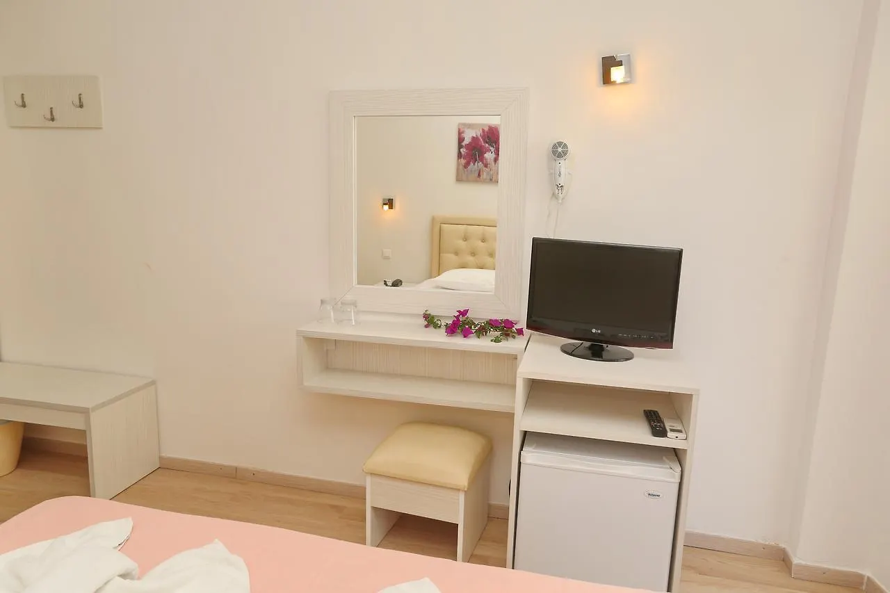 Sun Hotel ポリフロノ